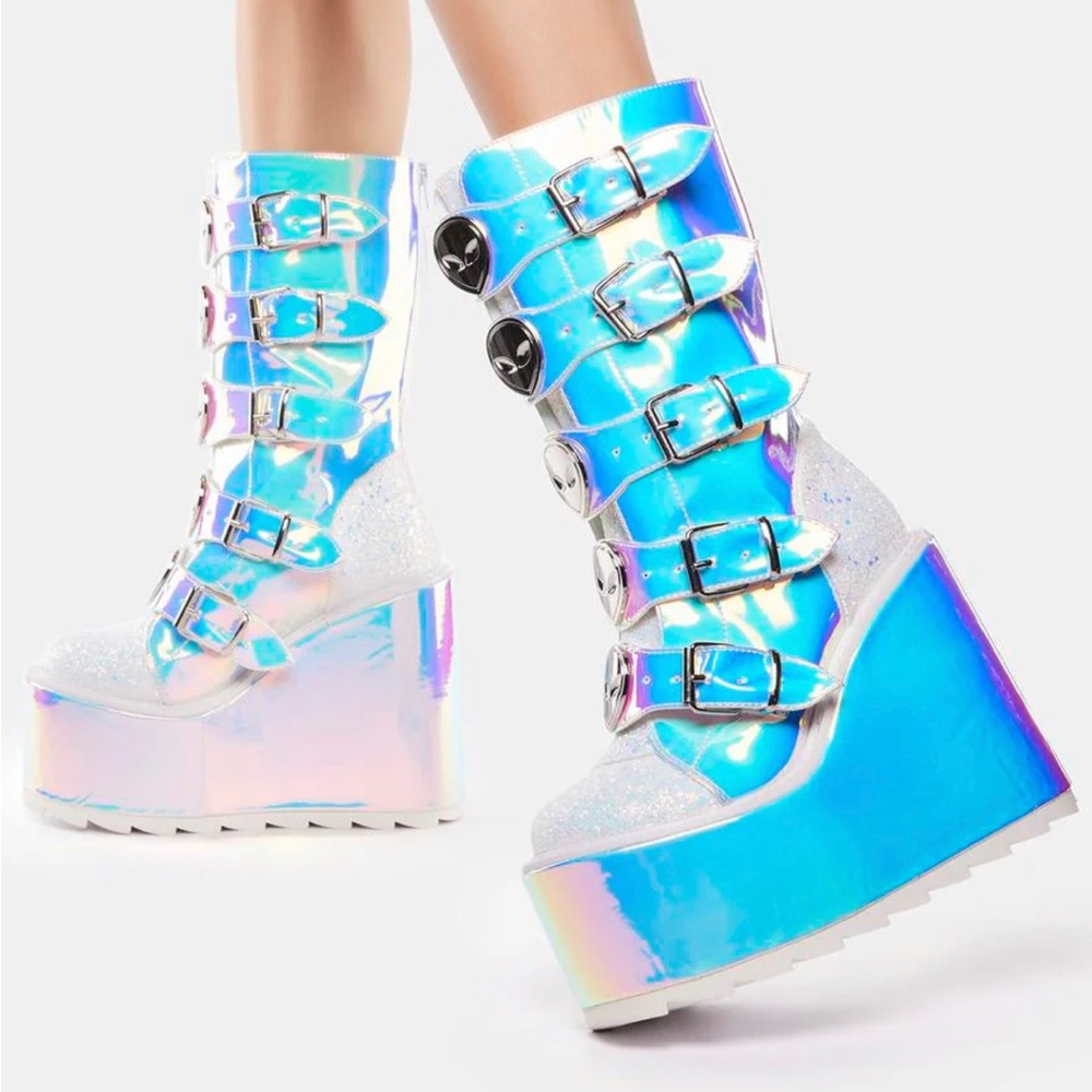 ATLANTIS DUNE ALIEN BOOTS